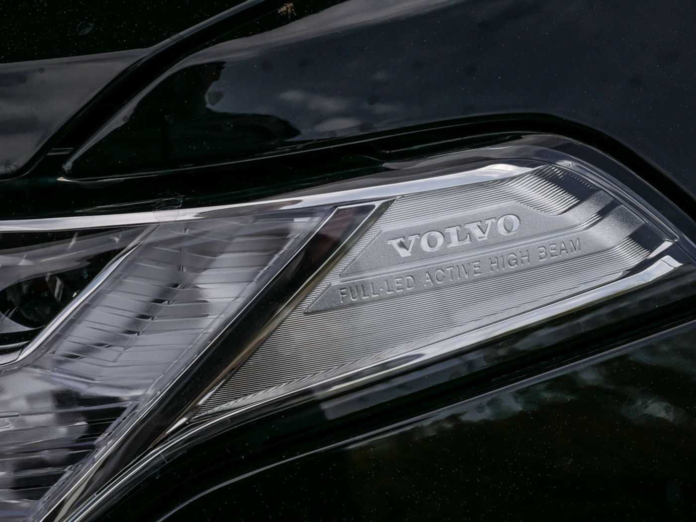 Volvo  B5 AWD Plus Bright AKTIVSITZE STANDHZ