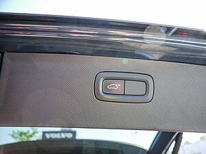 Volvo  2.0 Inscription AWD NAVI ACC STANDHZ LED